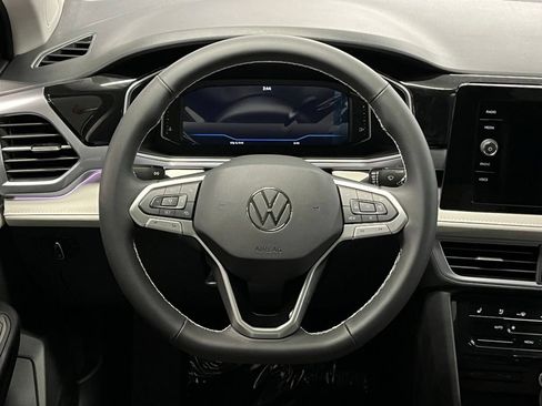 New 2026 Volkswagen Taos SEL AWD/4WD image 9