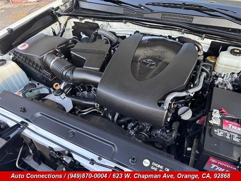 Used 2017 Toyota Tacoma TRD Off-Road image 27