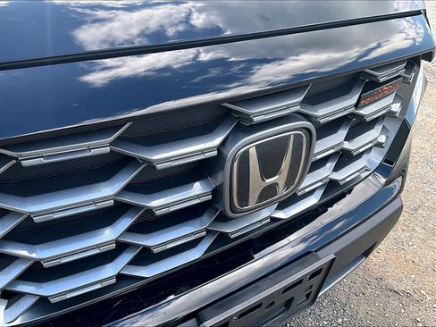 Used 2023 Honda Passport TrailSport image 30