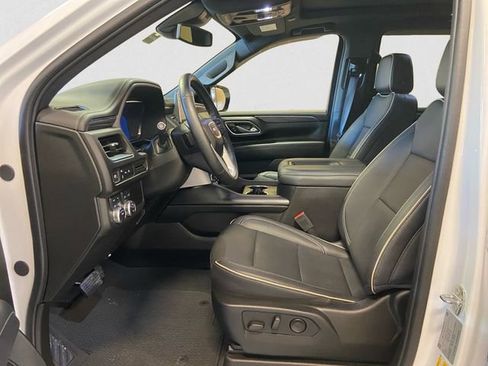 Used 2024 GMC Yukon SLT image 10