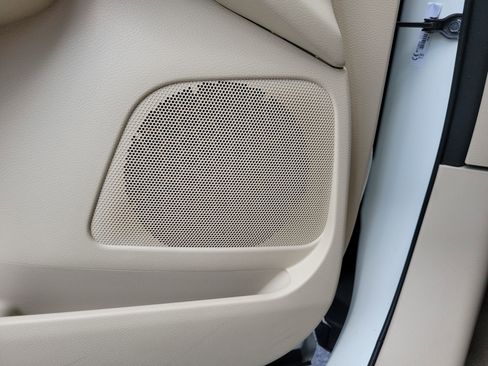 Used 2015 Nissan Murano Platinum w/ Platinum Technology Package FWD image 20