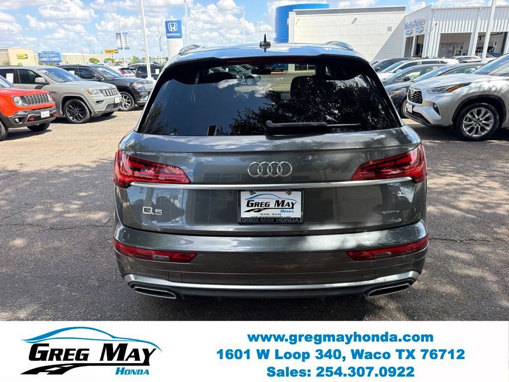 Used 2023 Audi Q5 2.0T Premium Plus w/ Premium Plus Package AWD/4WD image 4