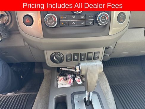 Used 2014 Nissan Frontier SL w/ SL Moonroof Package AWD/4WD image 11