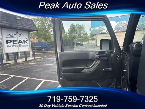 Used 2017 Jeep Wrangler Sport S w/ Quick Order Package 24S AWD/4WD image 10