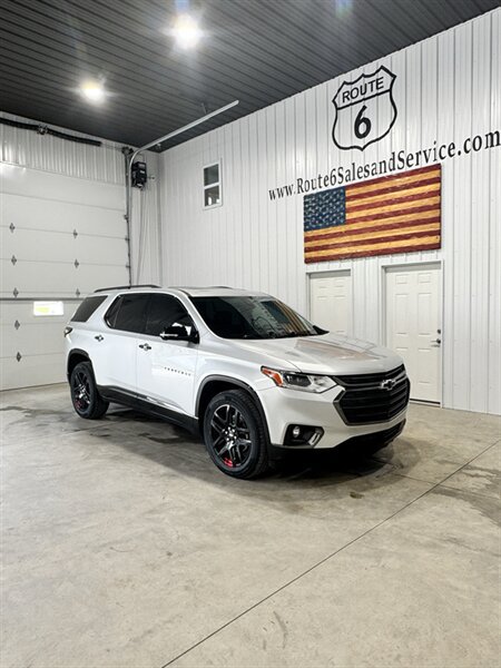 Used 2020 Chevrolet Traverse Premier w/ Redline Edition AWD/4WD image 1