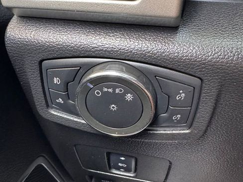 Used 2017 Ford F250 Lariat w/ Chrome Package AWD/4WD image 27