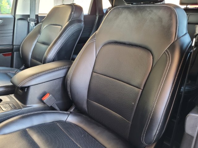 Used 2022 Ford Escape Titanium FWD image 20