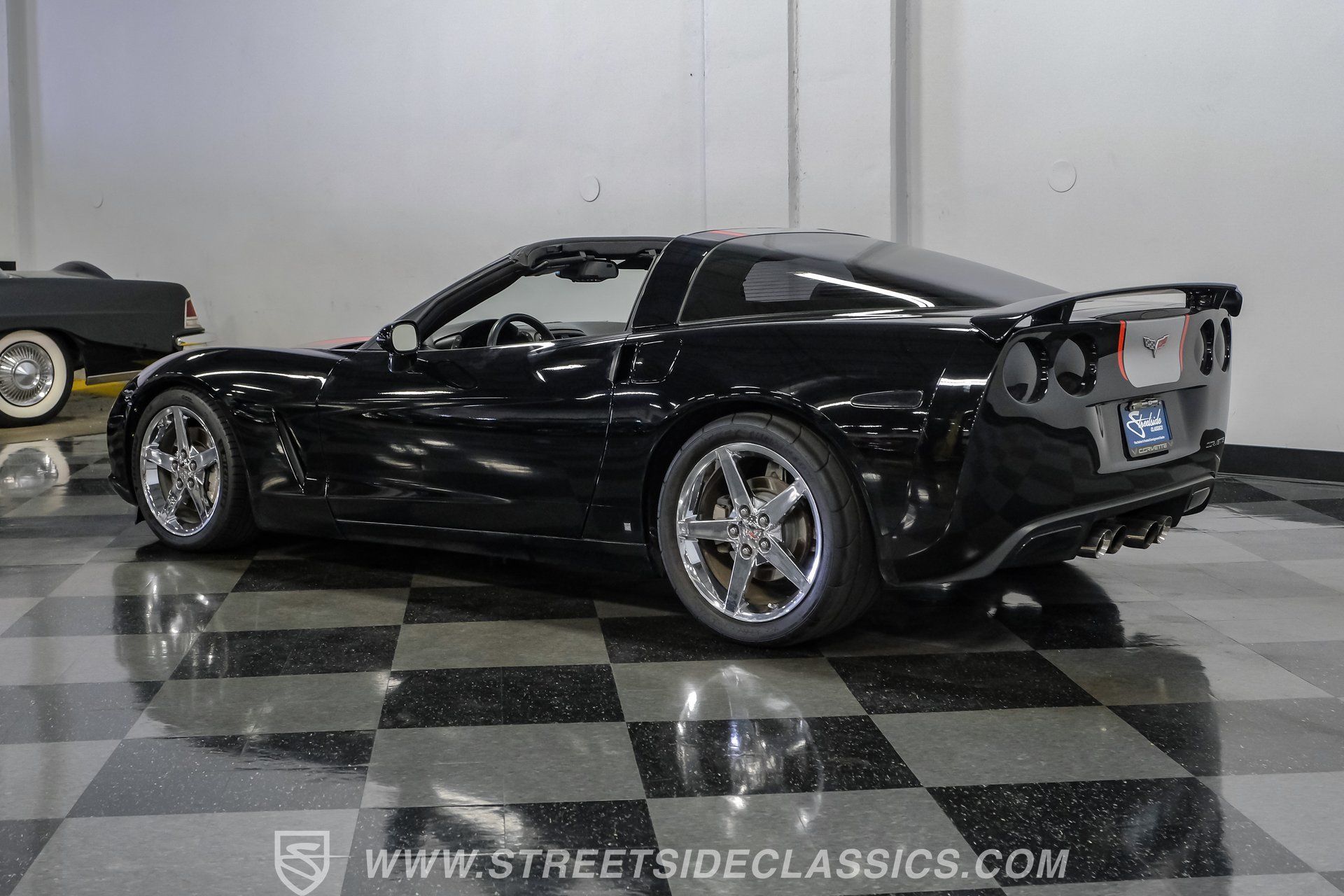 Used 2008 Chevrolet Corvette Coupe w/ Preferred Equipment Group RWD image 8