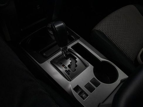 Used 2019 Toyota 4Runner SR5 image 33