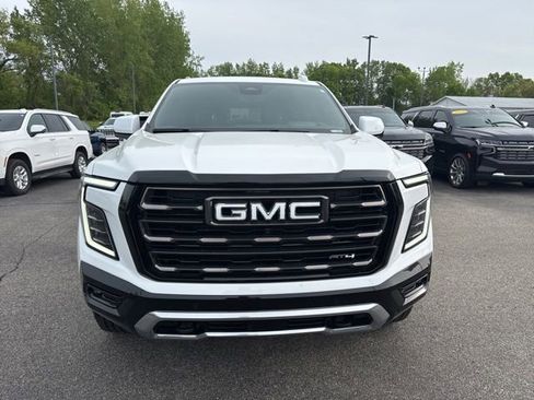 Used 2025 GMC Yukon AT4 Ultimate w/ LPO, Floor Liner Package AWD/4WD image 6