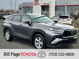 Used 2024 Toyota Highlander LE video 1