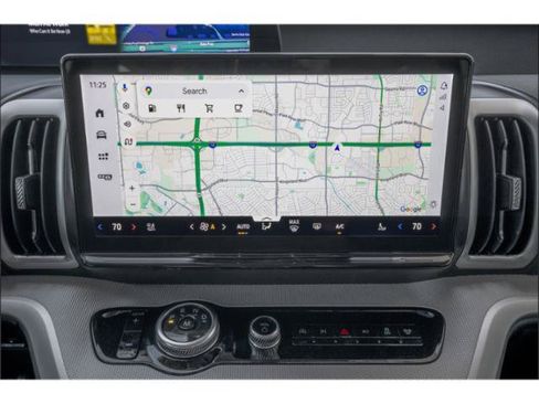 Used 2025 Ford Expedition Active AWD/4WD image 15