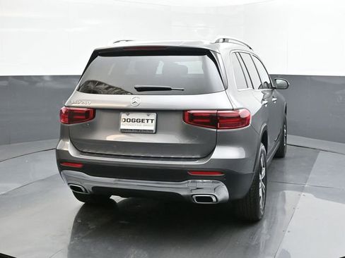 New 2025 Mercedes-Benz GLB 250 image 11