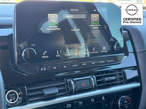 Certified 2024 Nissan Pathfinder SL w/ Black Appearance Package image 22