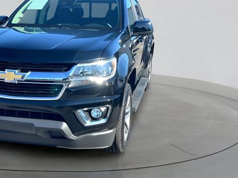 Used 2019 Chevrolet Colorado LT w/ LT Convenience Package image 9