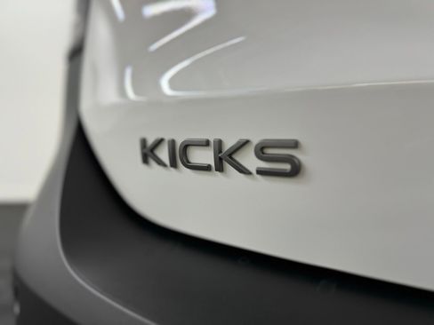 New 2026 Nissan Kicks S image 7
