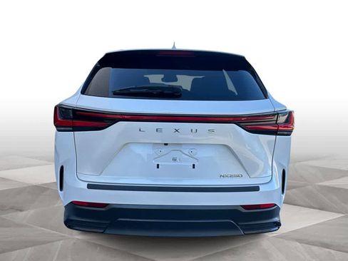 Used 2022 Lexus NX 250 FWD w/ Towing Package (2000 Lbs) image 7