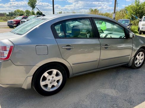 Used 2010 Nissan Sentra 2.0 FWD image 6