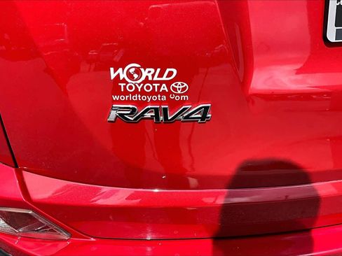 Used 2016 Toyota RAV4 XLE FWD image 31