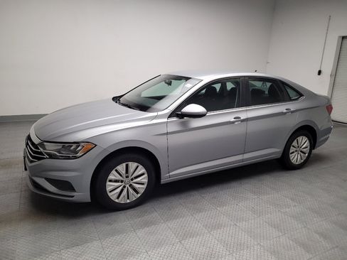 Used 2019 Volkswagen Jetta S w/ Driver Assistance Package FWD image 2
