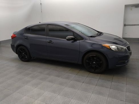 Used 2016 Kia Forte LX w/ LX Popular Plus Package FWD image 11