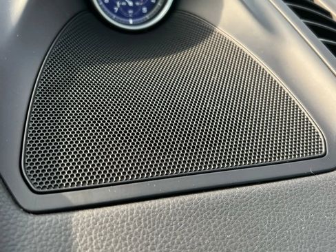 Used 2018 Porsche Cayenne AWD/4WD image 20