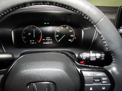 Certified 2024 Honda HR-V EX-L image 4