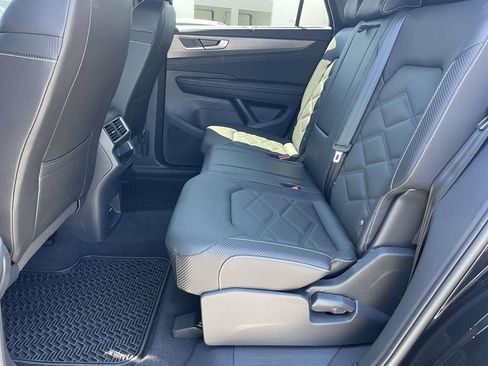 Certified 2026 Volkswagen Atlas Cross Sport SE w/ Panoramic Sunroof Package FWD image 10
