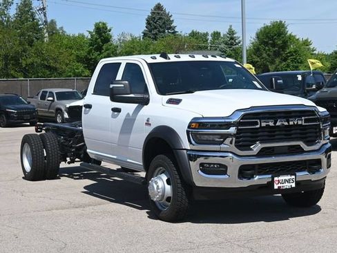 New 2026 RAM 5500 Tradesman AWD/4WD image 5