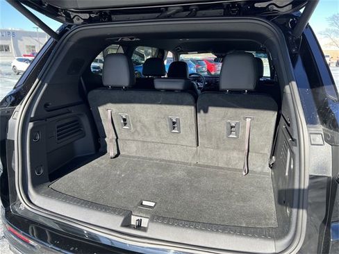 Certified 2025 Buick Enclave Sport Touring image 18