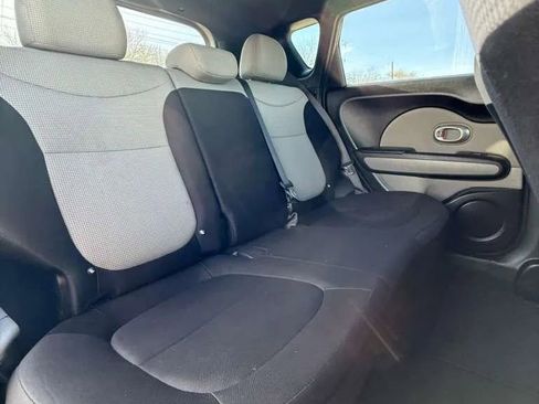 Used 2017 Kia Soul image 14