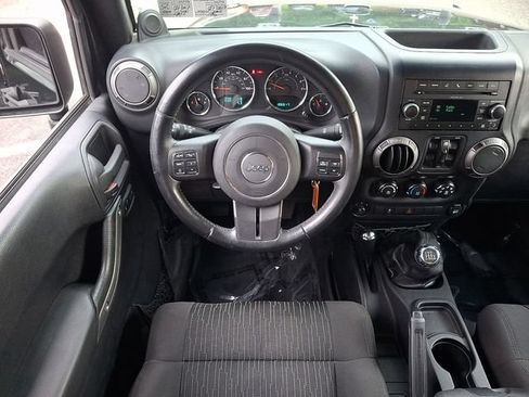 Used 2012 Jeep Wrangler Unlimited Sport AWD/4WD image 14