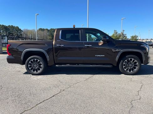 Used 2024 Toyota Tundra Limited w/ Power Package image 8
