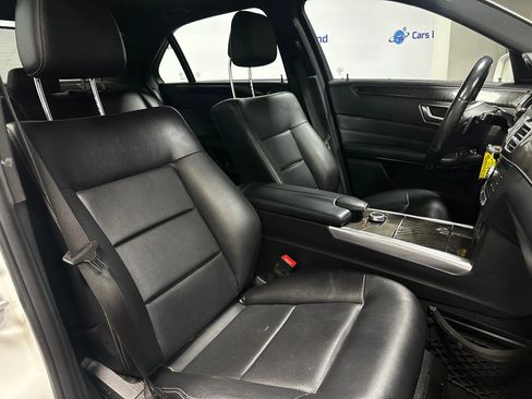 Used 2016 Mercedes-Benz E 350 Sedan image 24