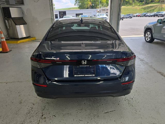 Used 2024 Honda Accord EX image 4
