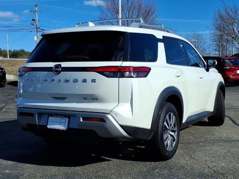 Certified 2023 Nissan Pathfinder SL AWD/4WD image 2