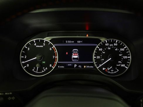 Certified 2025 Nissan Rogue SV image 27