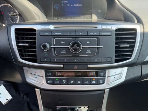 Used 2013 Honda Accord LX image 17