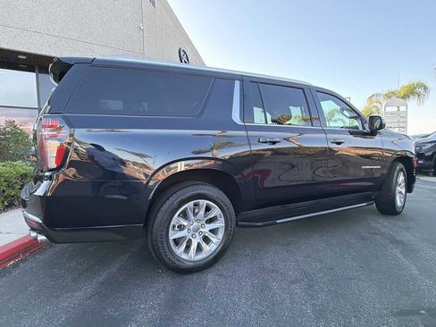 Used 2023 Chevrolet Suburban Premier RWD image 14