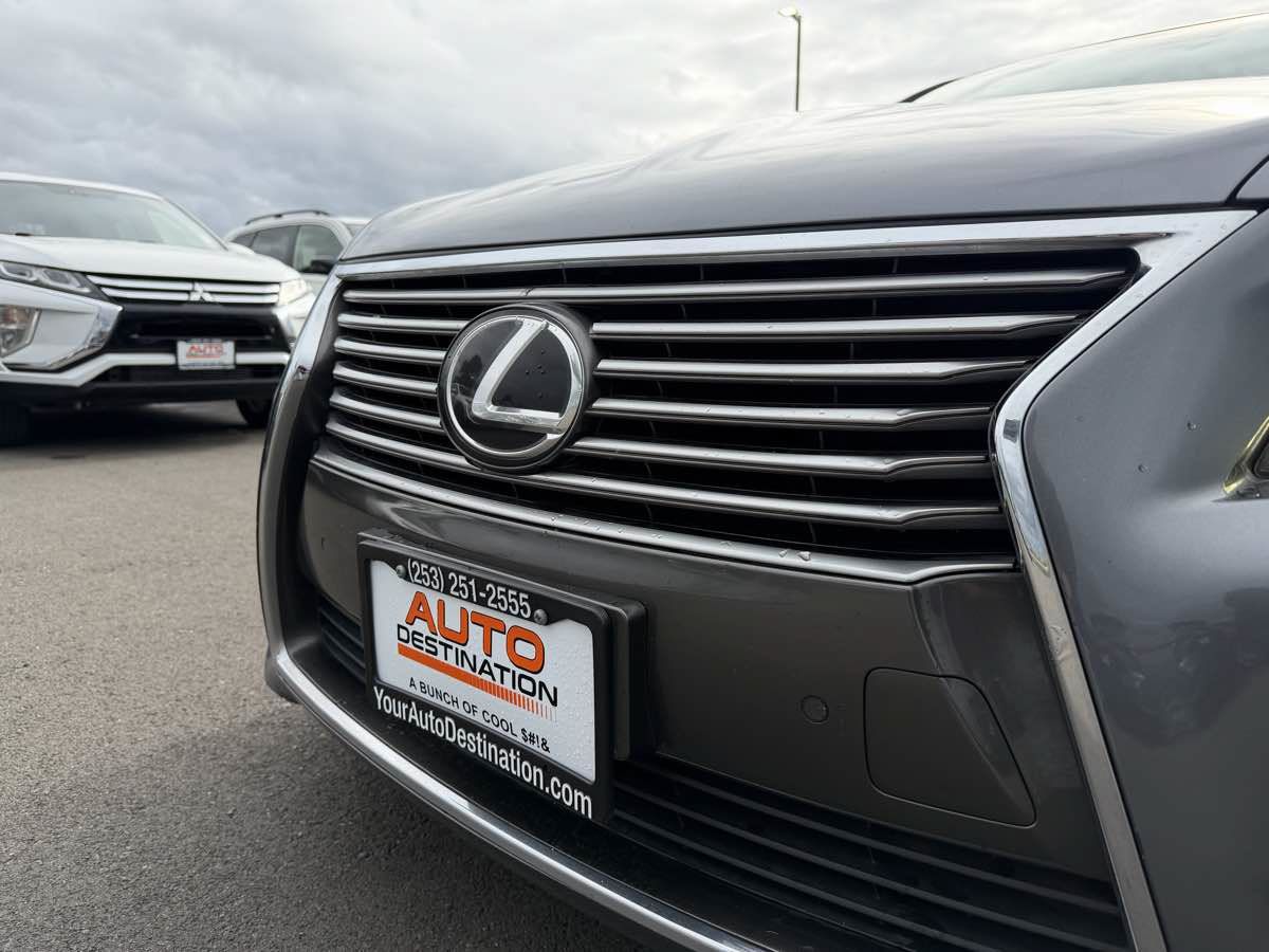 Used 2014 Lexus LS 460 w/ Comfort Package RWD image 10