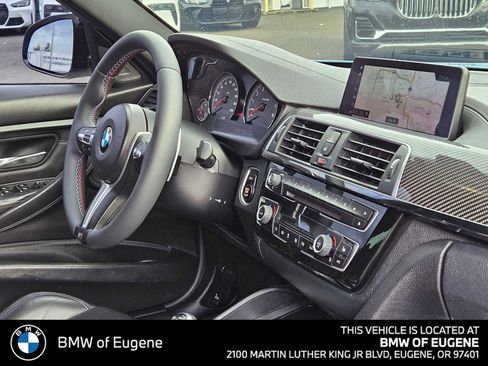 Used 2018 BMW M3 image 24