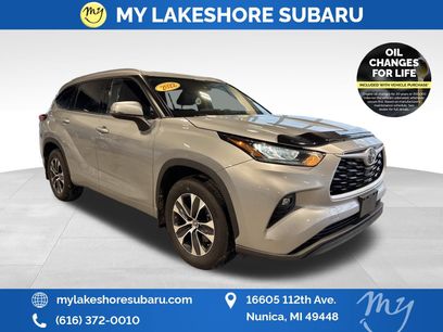 Used 2022 Toyota Highlander XLE