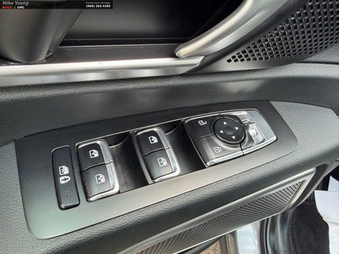 Used 2025 Kia Telluride S image 16