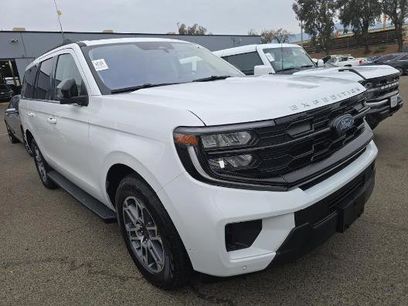Used 2025 Ford Expedition Active