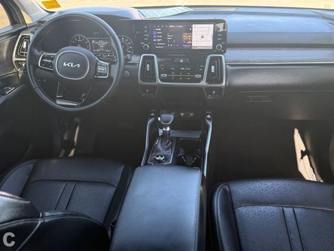 Used 2022 Kia Sorento S AWD/4WD image 14