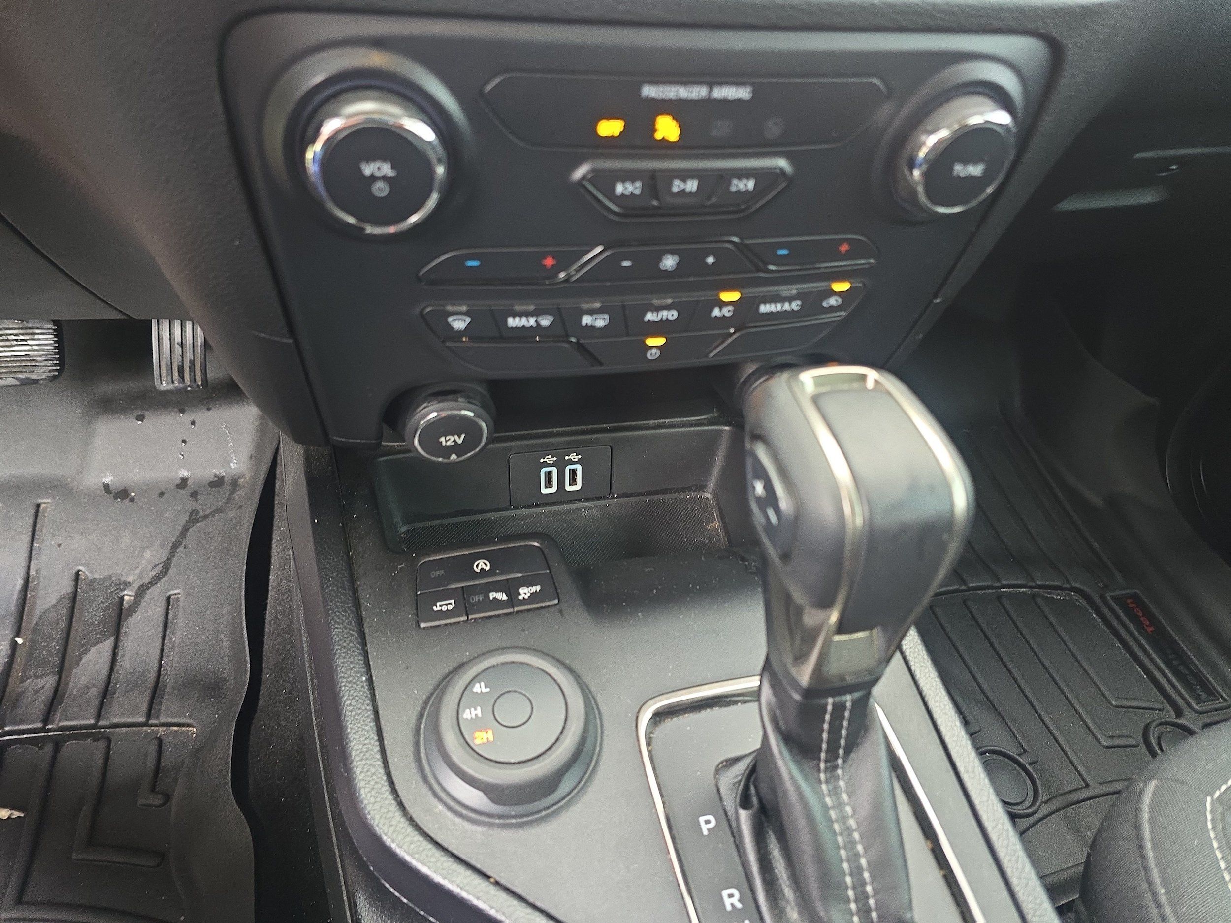 Used 2021 Ford Ranger XLT w/ Equipment Group 301A Mid AWD/4WD image 14