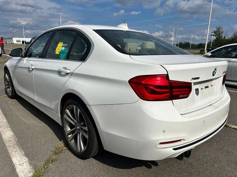 Used 2017 BMW 330i xDrive Sedan AWD/4WD image 3