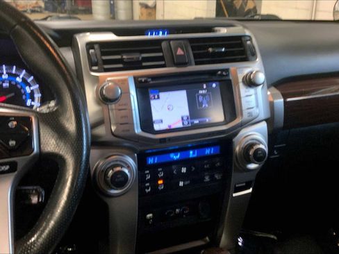Used 2019 Toyota 4Runner Limited image 6