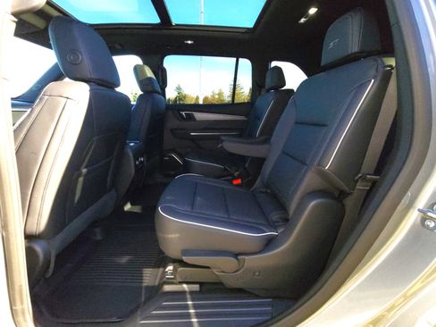 New 2026 Buick Enclave Sport Touring w/ Super Cruise Package image 13