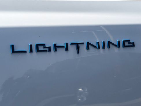 Used 2024 Ford F150 Lightning Flash AWD/4WD image 11